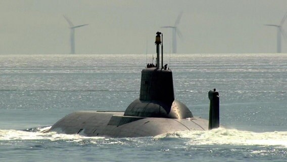 Russisches Atom-U-Boot in der Ostsee.  
