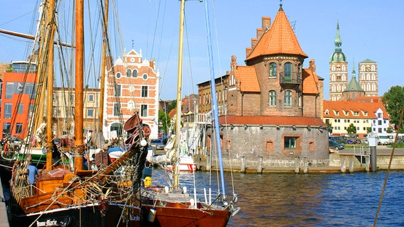Blick in den Hafen von Stralsund © Stralsund Tourismus 