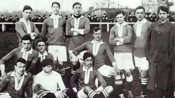 Die Mannschaft des Hamburger FC im Jahr 1909 © Witters / HSV Museum 