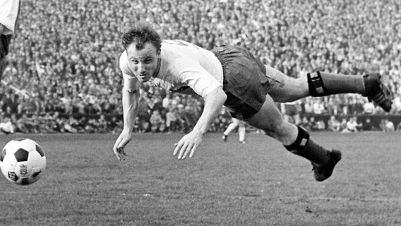 HSV-Spieler Uwe Seeler in der Saison 1963/1964 © IMAGO / Ferdi Hartung 