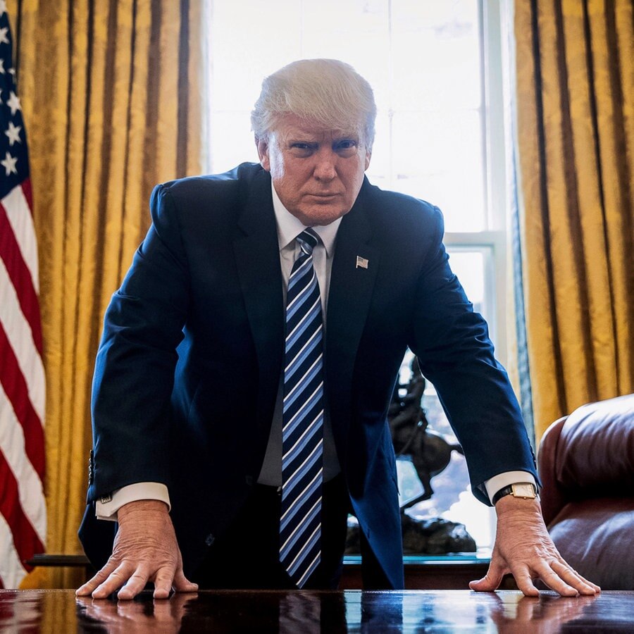 US-Präsident Donald Trump, aufgenommen am 21.04.2017 in seinem Büro im Weißen Haus in Washington, USA © Picture alliance / Andrew Harnik/AP/dpa Foto: Andrew Harnik